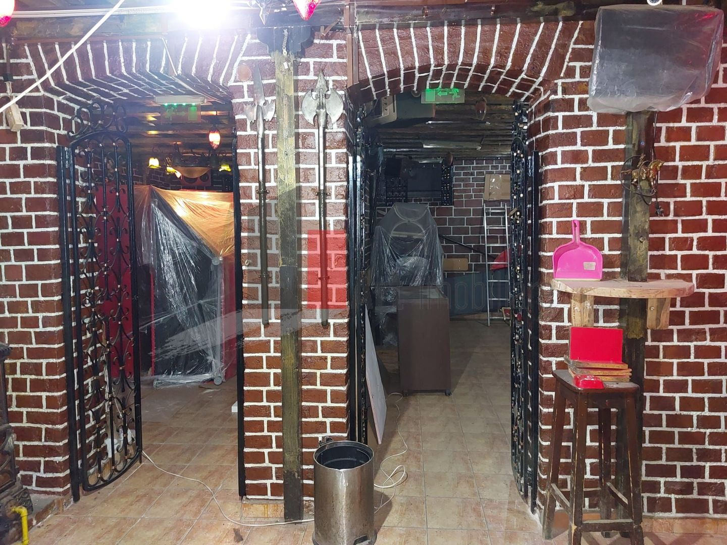 Spatiul "SOTTERANI" , demisol in vila, intrare separata, 90 mp - Poză 3