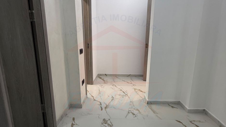 🔑  APARTAMENT 3 CAMERE, MICRO 13, 500 EURO/LUNA - Poză 16