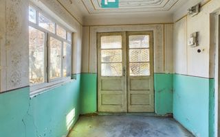 Casă de vacanță de vânzare în Tauț - Poză 7