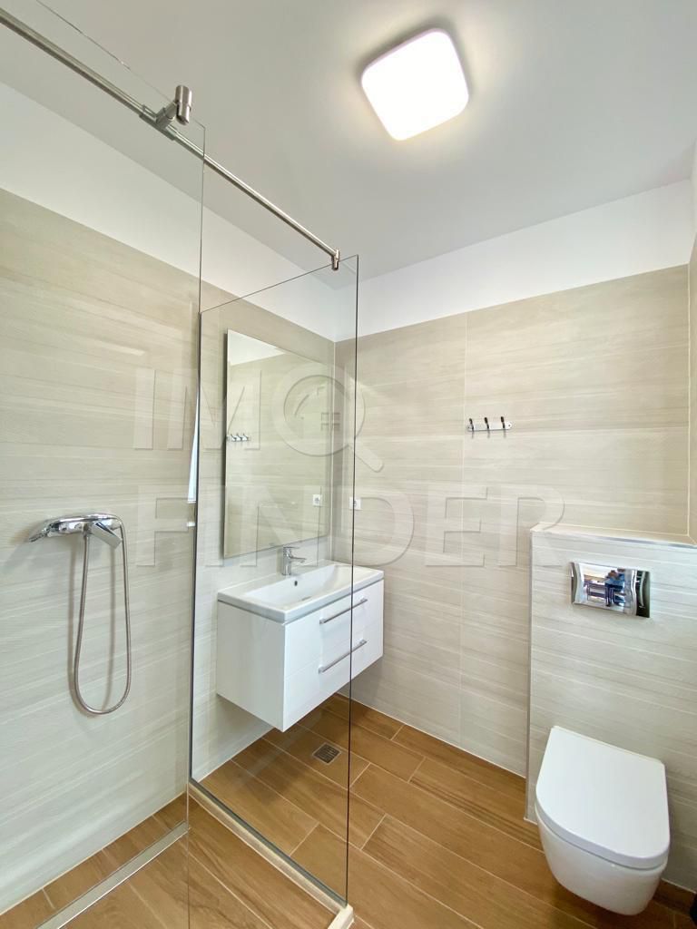 Inchiriere apartament 3 camere situat in vila privata, zona UMF - Poză 8