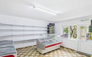 62 mp comercial – zona Sovata Oradea - Poză 1