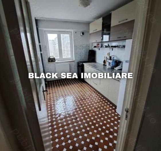 Apartament 3 camere zona Casa de Cultură - GAZE - Ocazie - Poză 5