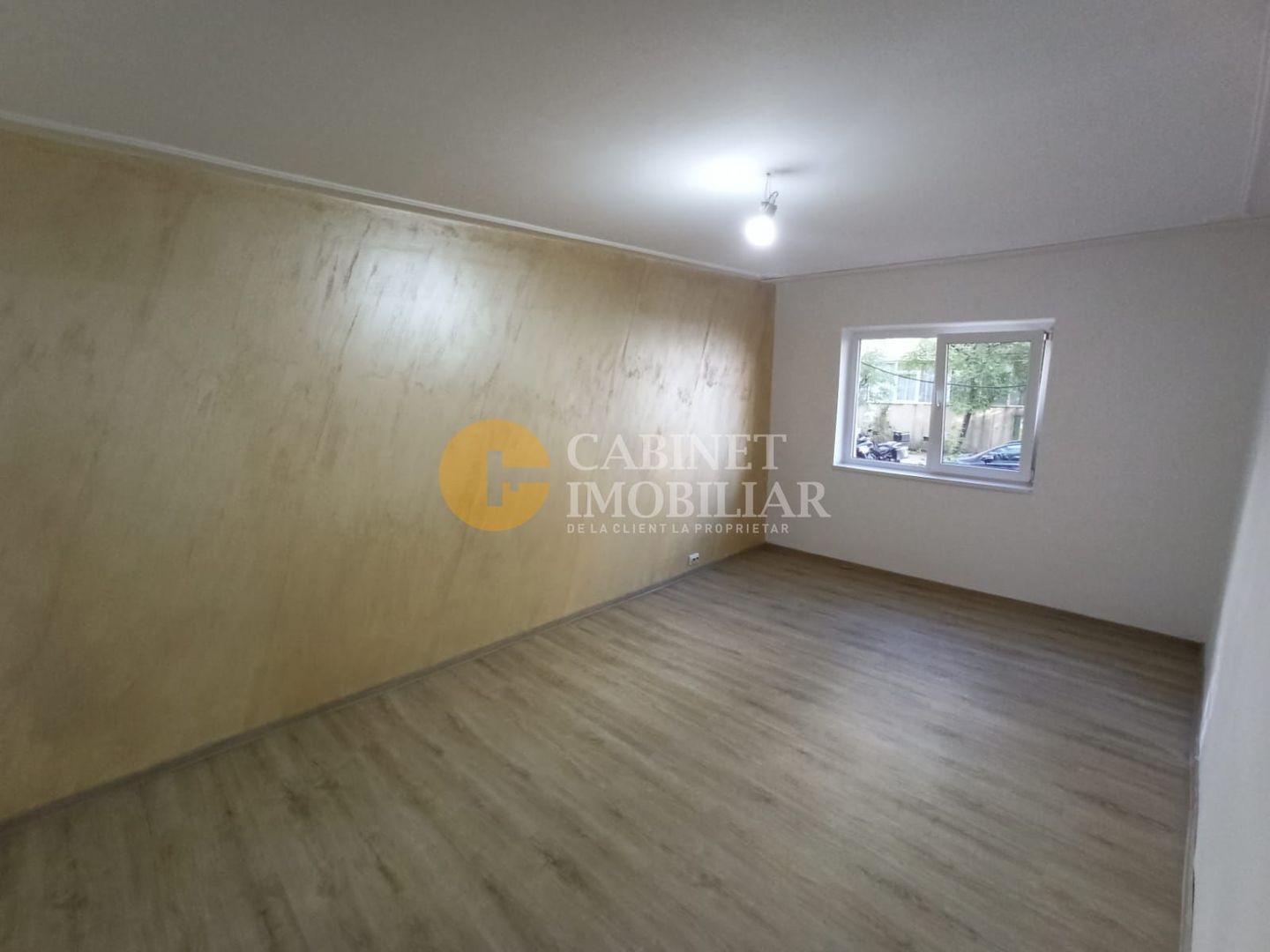 Apartament 2 Camere Decomandat - Dacia - Poză 1