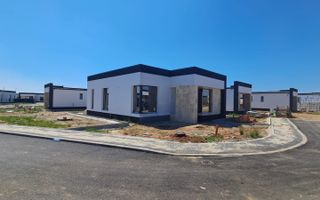 Casă 3 Camere + 2 Băi | 465 mp Teren | Rate Dezvoltator - Poză 4