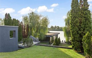 VILA EXCLUSIVISTA CU PISCINA IN SNAGOV - Schiță 4