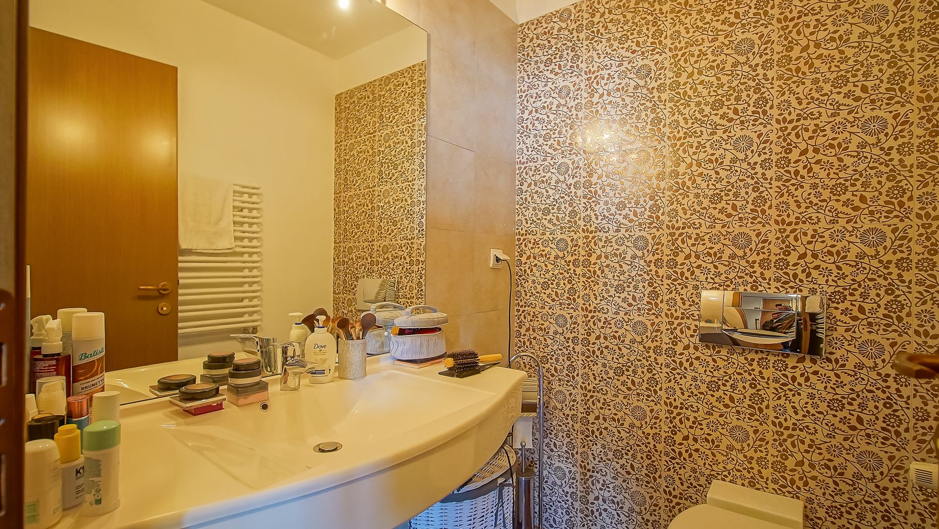 2 CAMERE 81 MP | DOUA BAI, TERASA SI BOXA | BELLEVUE DRUMUL POIENII - Poză 19