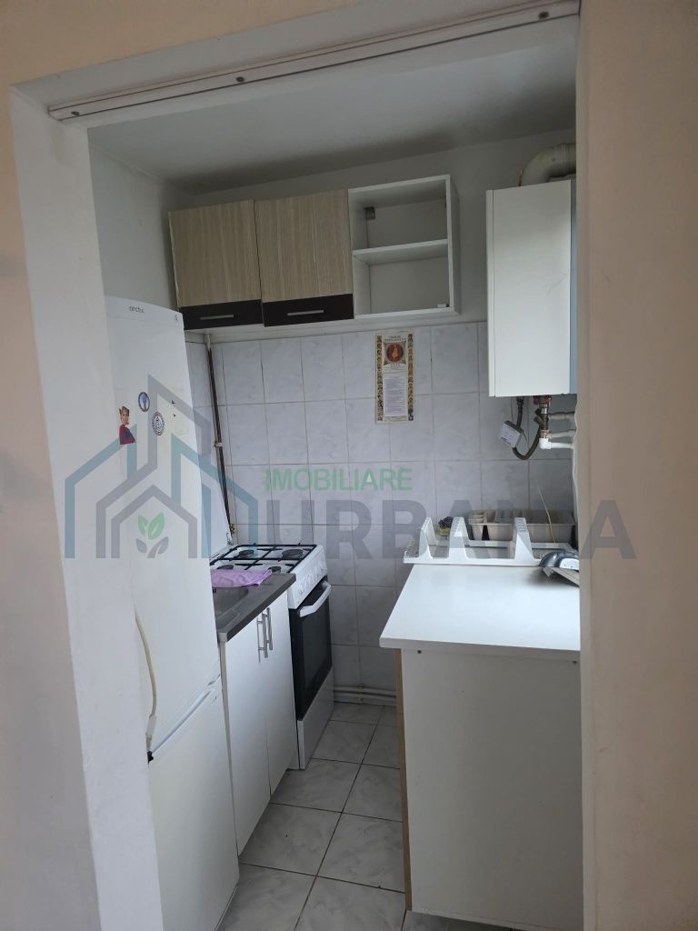 Închiriez apartament cu 3 camere, în Tătărași - Poză 4