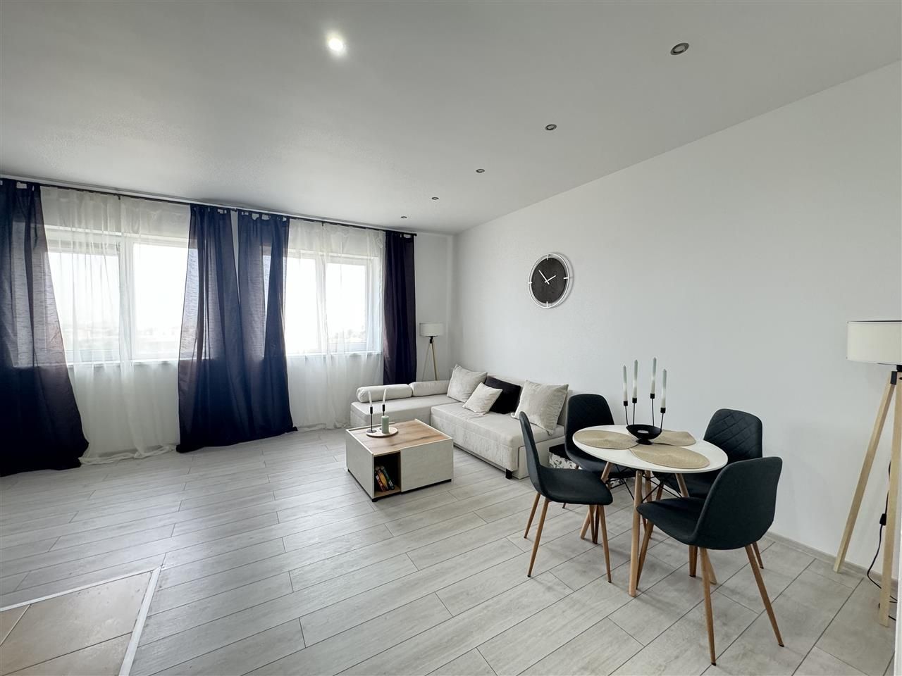 Vanzare apartament 2 camere Rin Grand Residence Bucuresti - Poză 1