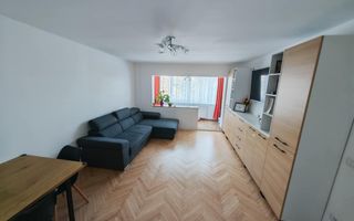 Apartament 4 camere decomandat, etaj 2, zona Steaua. - Poză 1