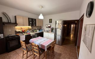 Vila P+1 cu terasă 255 mp + garaj 22,5 mp si teren 417 mp-Berceni ! - Poză 10