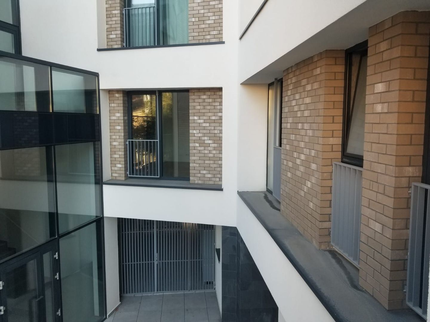Apartamente 2 camere bloc nou Universitate Armemeasca prima Inchiriere - Poză 34