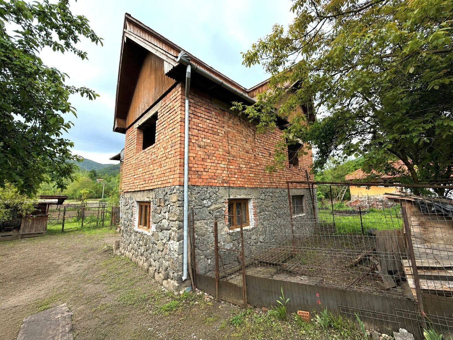 Casa de vanzare in Metes - Poză 7