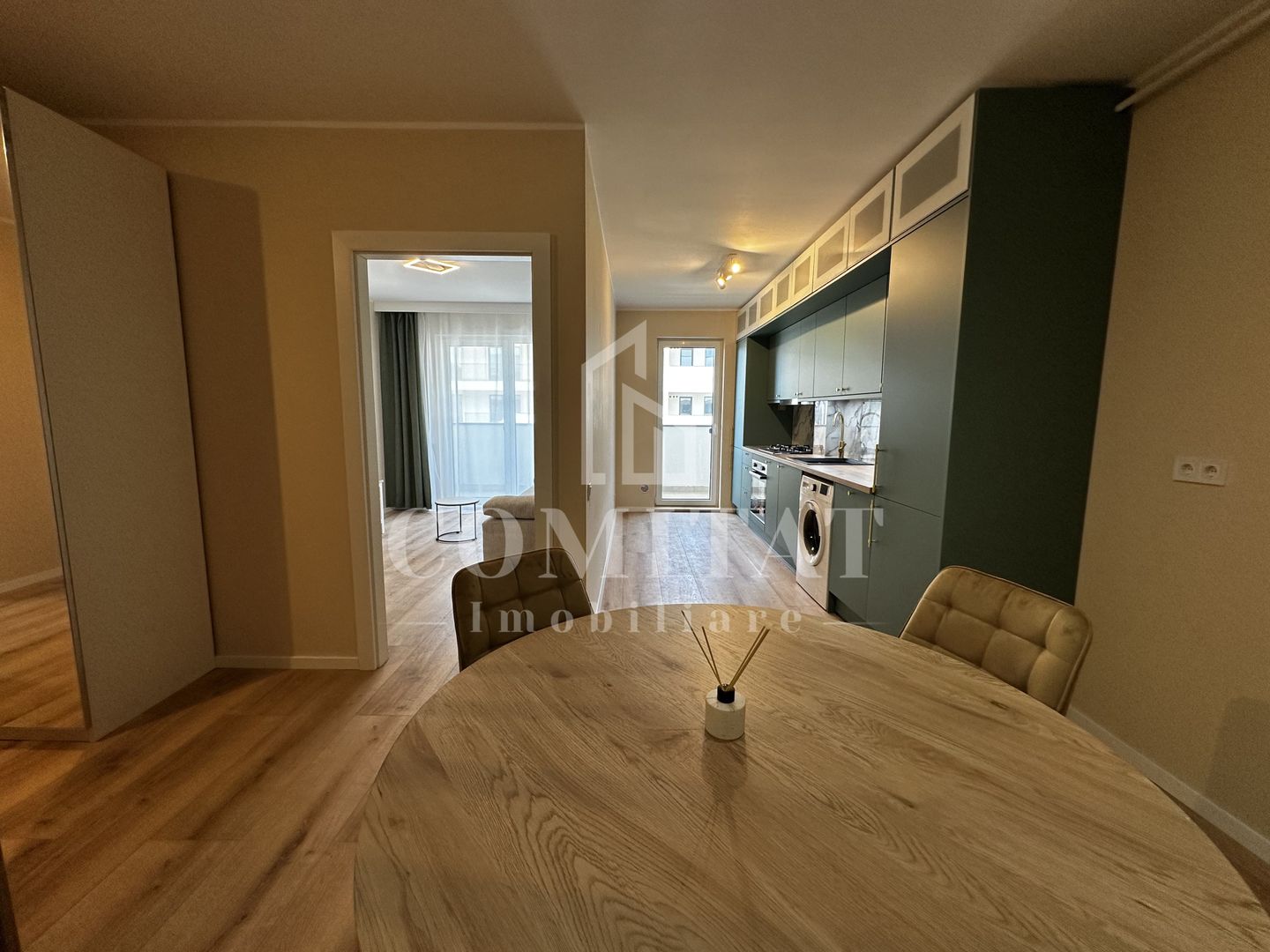 Apartament la cheie | 2 dormitoare | Etaj intermediar | Eroilor - Poză 6