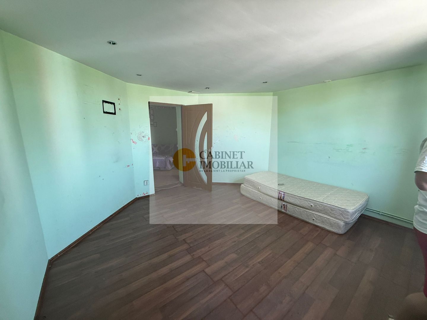 3 camere in vila I Calea Plevnei I Necesita renovare I Etaj 2 - Poză 3