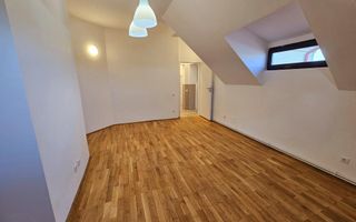 🏢 Spațiu de birouri – 5 camere, 3 băi – Mansardă vilă, Central - Poză 30