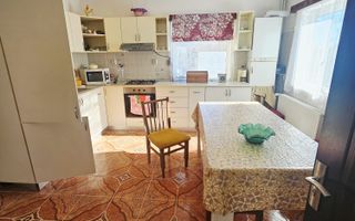 Casă 5 camere + teren generos 1700 mp – Ariceștii Rahtivani - Poză 10