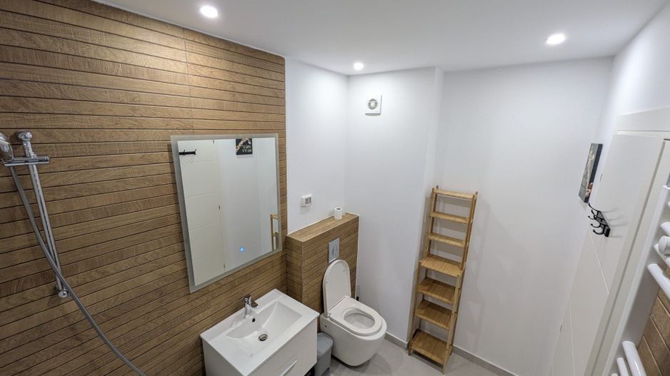 AP. 2 CAMERE- REGIE, BLOC NOU, CENTRALA PROPRIE, METROU 10 MINUTE - Poză 13