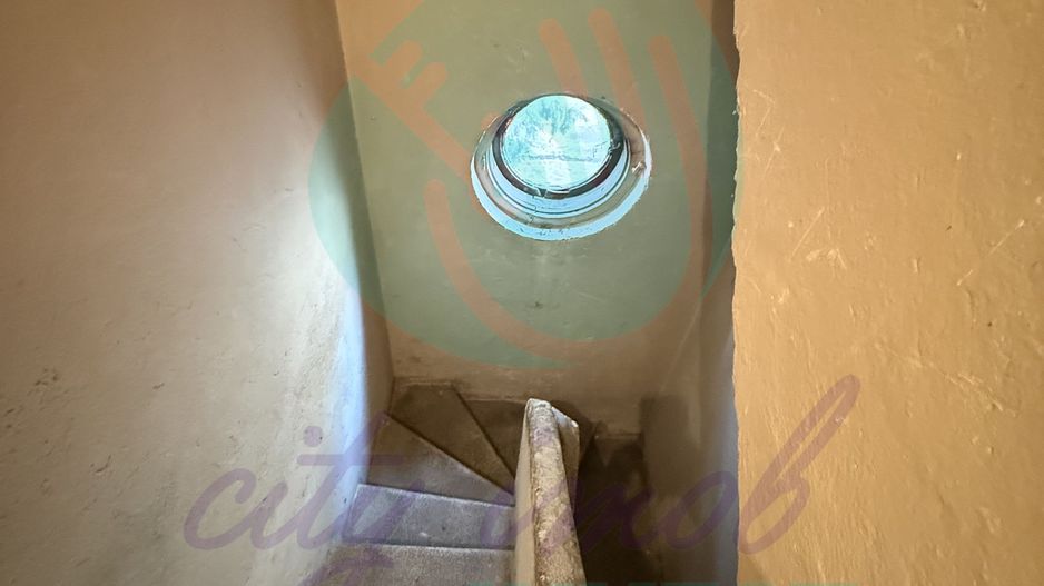 Proprietate rara pe o strada boema - Poză 14