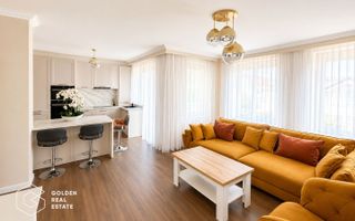 Apartament premium, zona Subcetate, 3 camere, 2 bai, loc parcare, sala, piscina - Poză 1