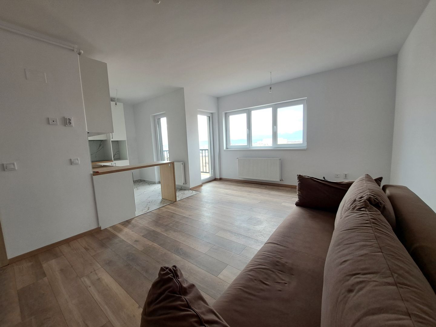 Apartament 2 camere- bloc intabulat - zona Shopping City Sibiu - Poză 5