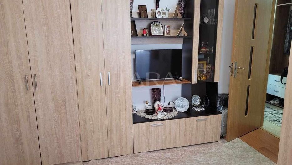 Apartament 3 camere, Floresti - Poză 4