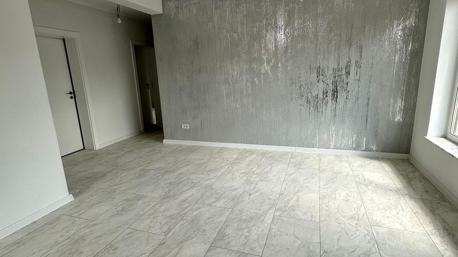 Individuala Parter Sanmihaiu Roman,4 Camere,2 Bai,Proiect Modern,Curte Amenajata - Poză 6