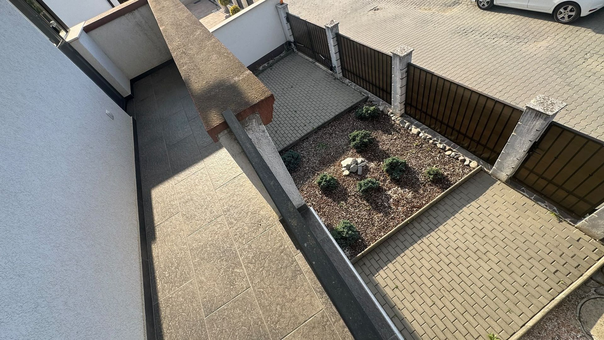 Casă 4 camere de inchiriat, carport, curte 180 mp - C. Arhitectilor - Poză 30
