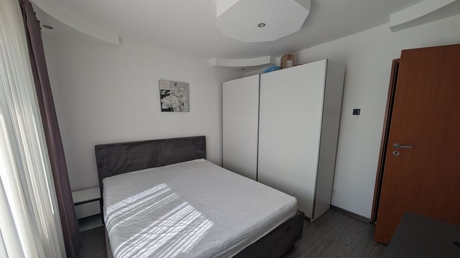 Apartament 2 camere decomandat, zona Kaufland Craiovita noua - Poză 1