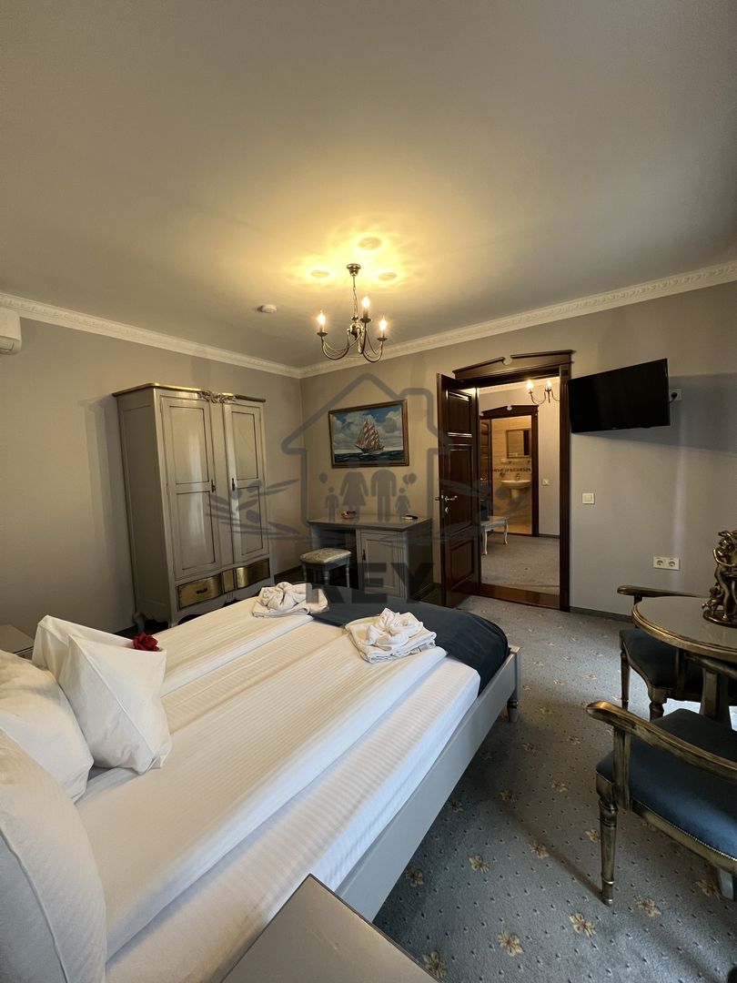 Vila de vanzare in zona Centrala/Orasul de jos - Poză 6