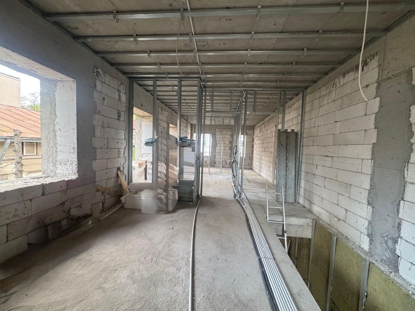 Vila solidă cu potential mutiplu 5 camere + teren || Piața Romană–Polonă - Poză 5