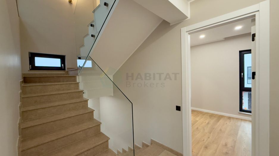 Vila individuala 5 camere Tunari 1 Decembrie - Poză 37