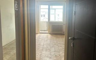 Garsoniera in zona Piata Veteranilor-Metrou Lujerului 4 minute - Poză 2