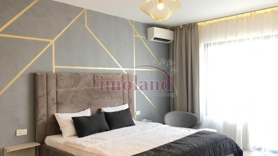 DE SILVA - LOFT - o camera de lux cu vedere la LAC - Poză 1