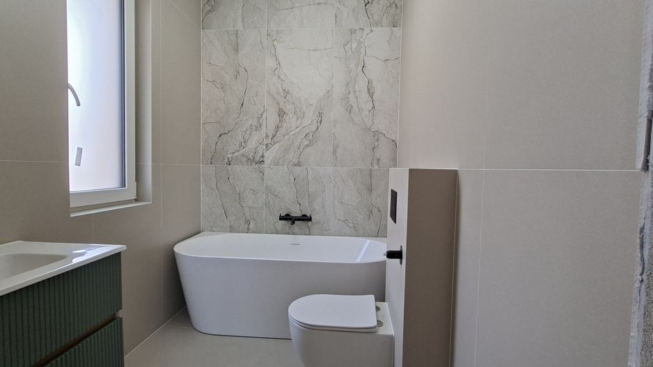 Duplex cu 4 camere si teren generos 350mp - Poză 14