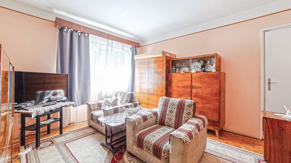 VÂNDUT Apartament Arad, zona ultracentrală, b-dul Revoluției. - Poză 3