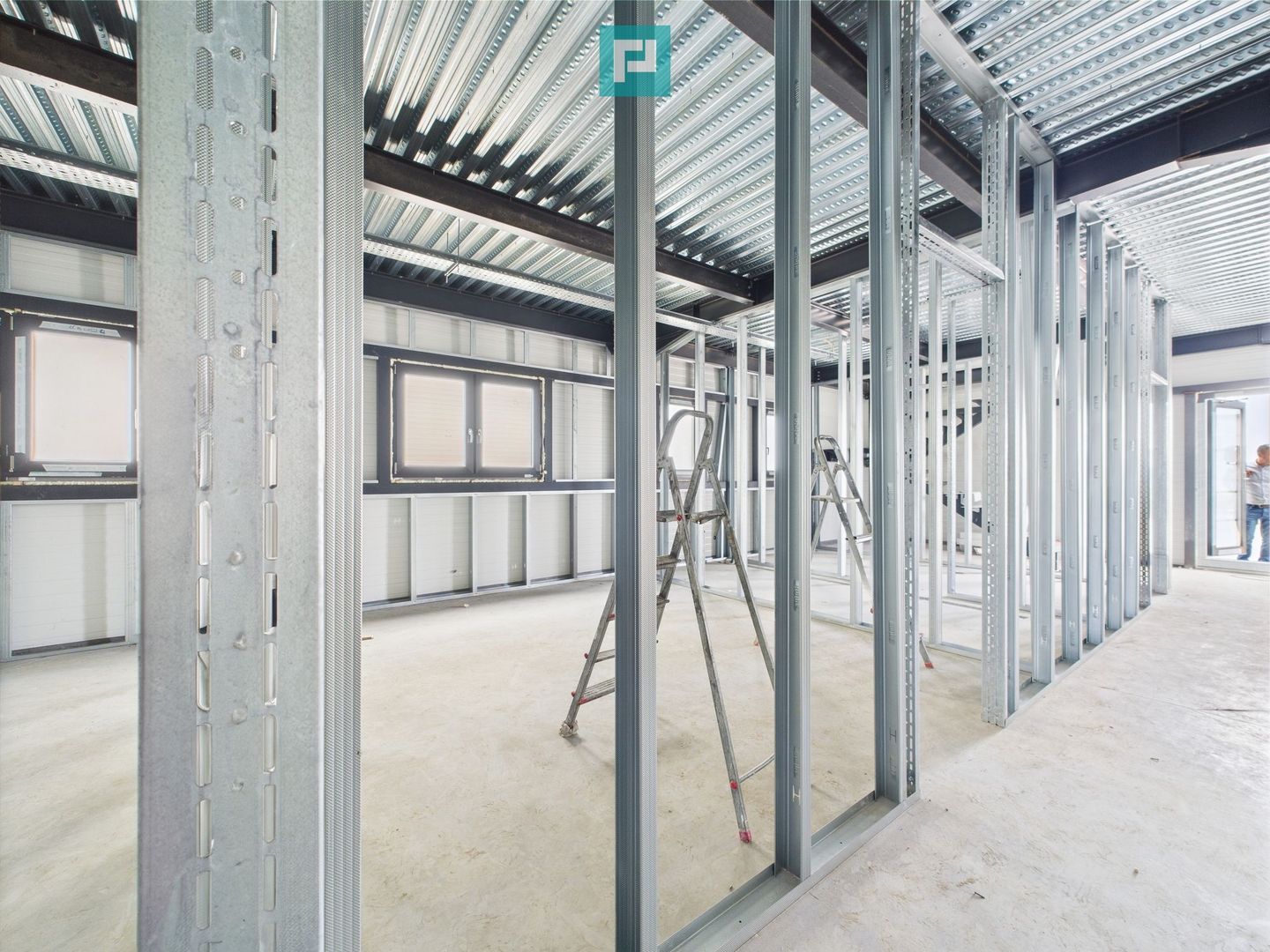 Hala Nouă în zona Aeroport – 520 mpu - Poză 6