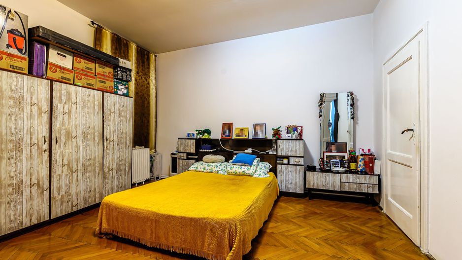 Apartament cu 2 camere, ultracentral, etajul 1 - Poză 6