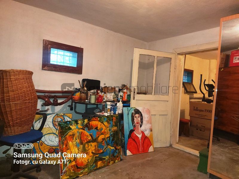 Casa cu 6 camere str.E Teodoroiu - Poză 16