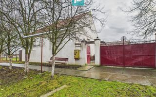 Casă cu 4 camere în Nădab - Poză 14