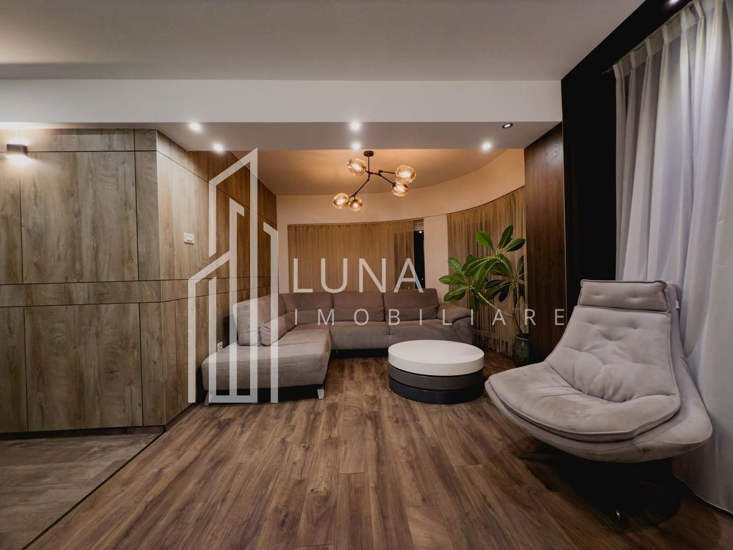 Apartament lux, 3 camere (inițial 4) – Strada Pârâului, Brașov - Poză 2