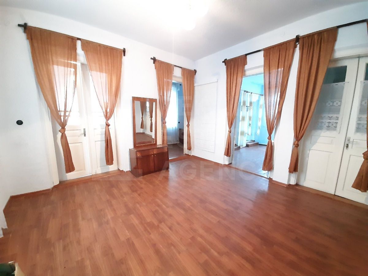 Vânzare, casă, 2 nivel, 3 odăi, satul Sofia, or. Drochia - Poză 6