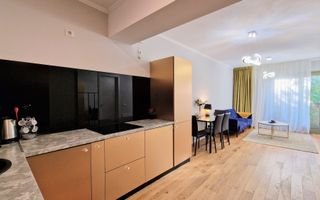 Studio Aviatiei Park | Mobilat & Utilat | Vedere curte interioara | - Poză 3