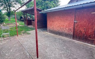 Casă săsească mobilata cu teren generos de 978 mp și anexe funcționale - Poză 14