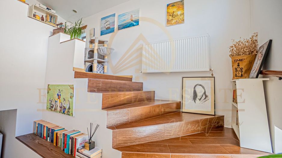 Viluta cocheta cu curte frumoasa in Mamaia Sat! - Poză 21