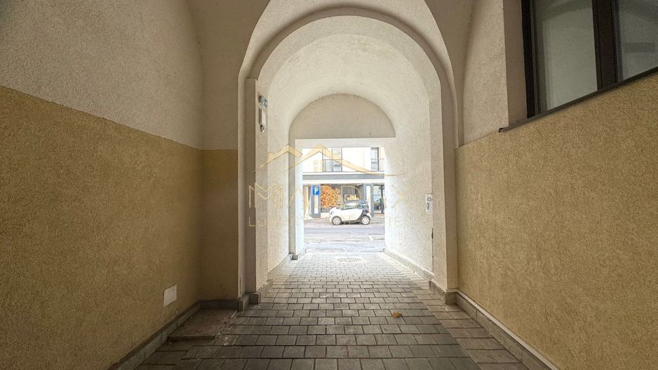 Apartament cu *3 camere* / Cladire Istorica stil Brancovenesc / Universitate - Poză 32