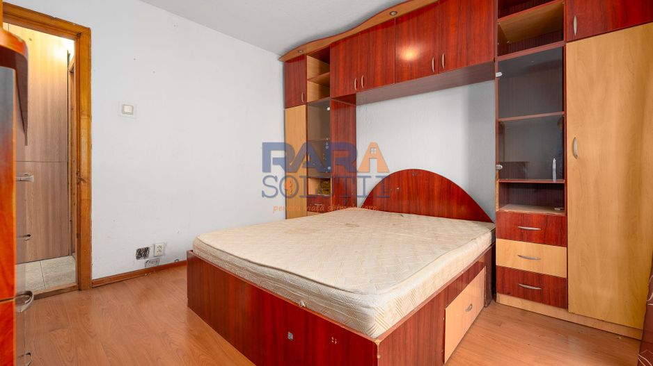 3 camere decomandat, etaj 1, două balcoane - Poză 10