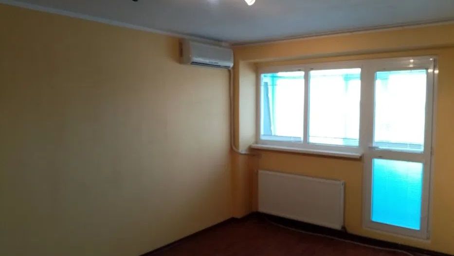 Apartament 2cam, decomandat, Micro18 - Poză 1