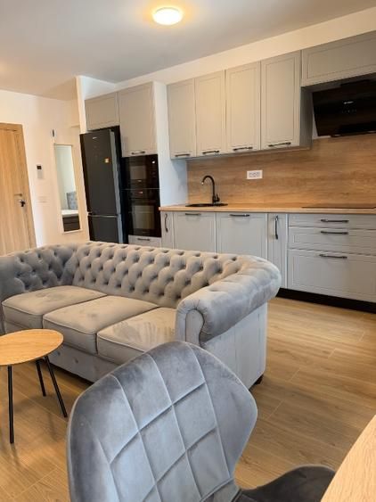 închiriere apartament 3 camere și 2 locuri parcare Parcului 20 - Poză 1