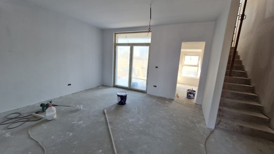Duplex la intrare în MOSNITA - Poză 8