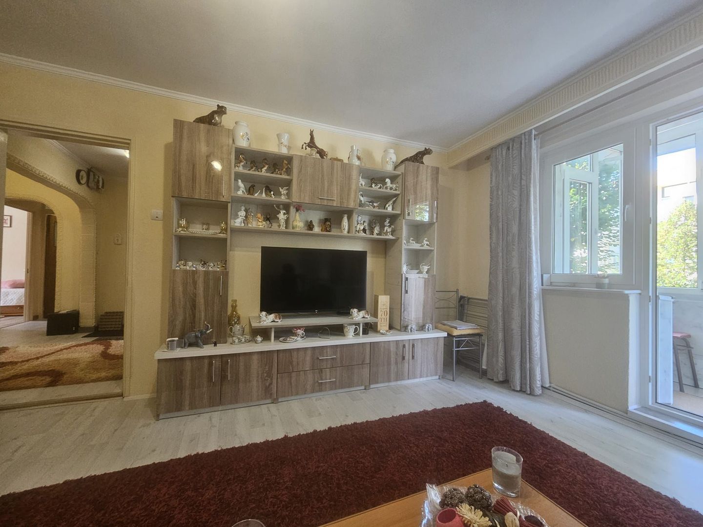Apartament 4 camere, etaj 1 – Exercițiu, lângă Poștă - Poză 1
